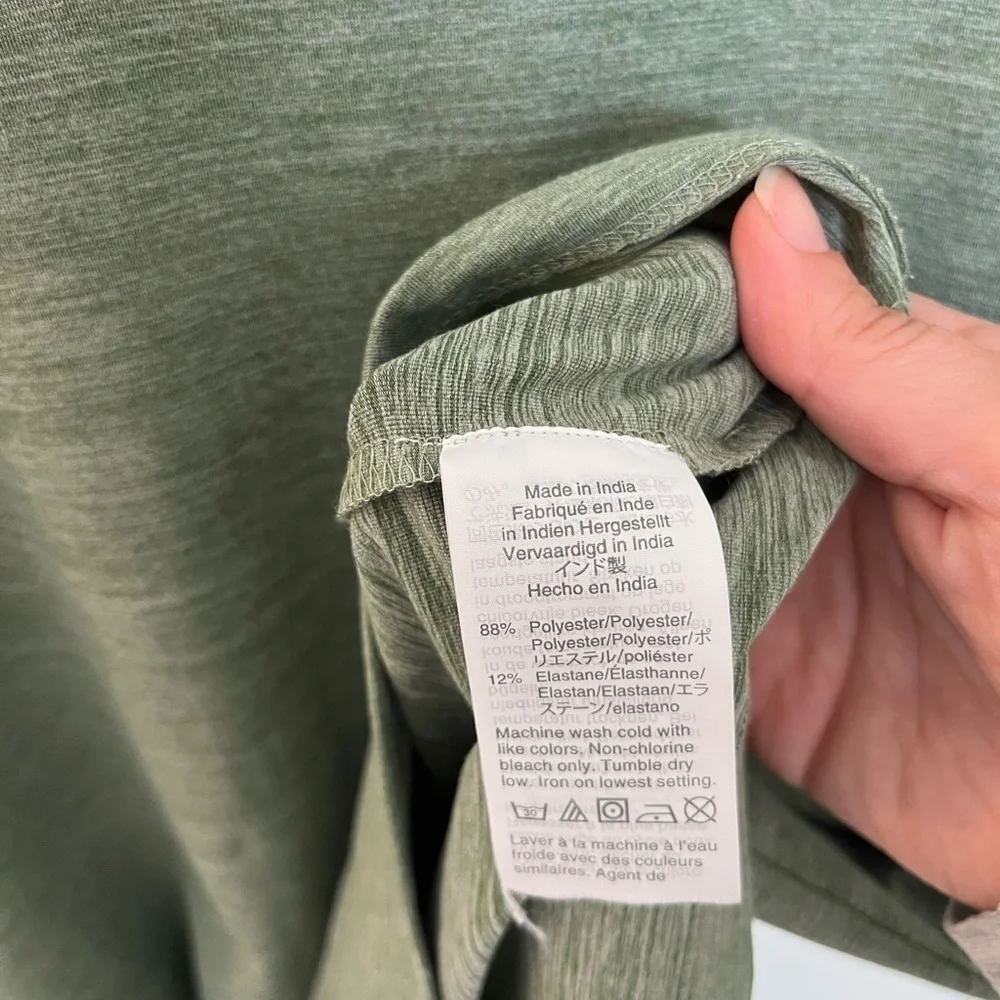 Crewcuts Green & Gray Long Sleeve top